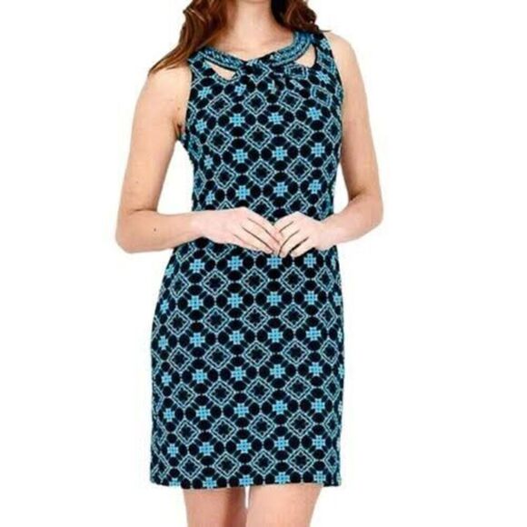 Magnolia Grace Larsyn Embroidered Shift Dress Size L - Picture 1 of 7